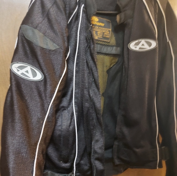 Black Performance Jacket - Picture 2 of 2